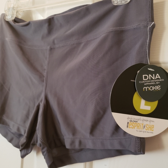 CYCLING shorts - Picture 2 of 4